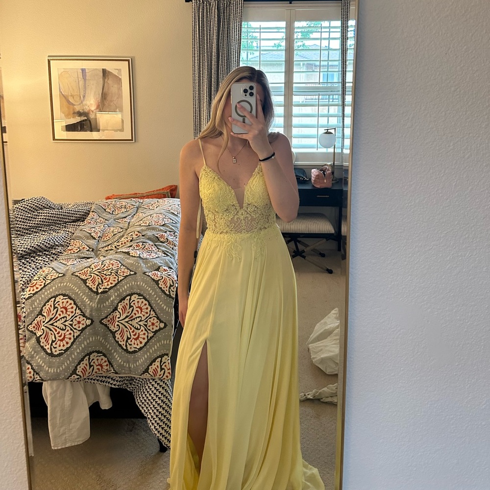 Nox Anabel Prom Dress
